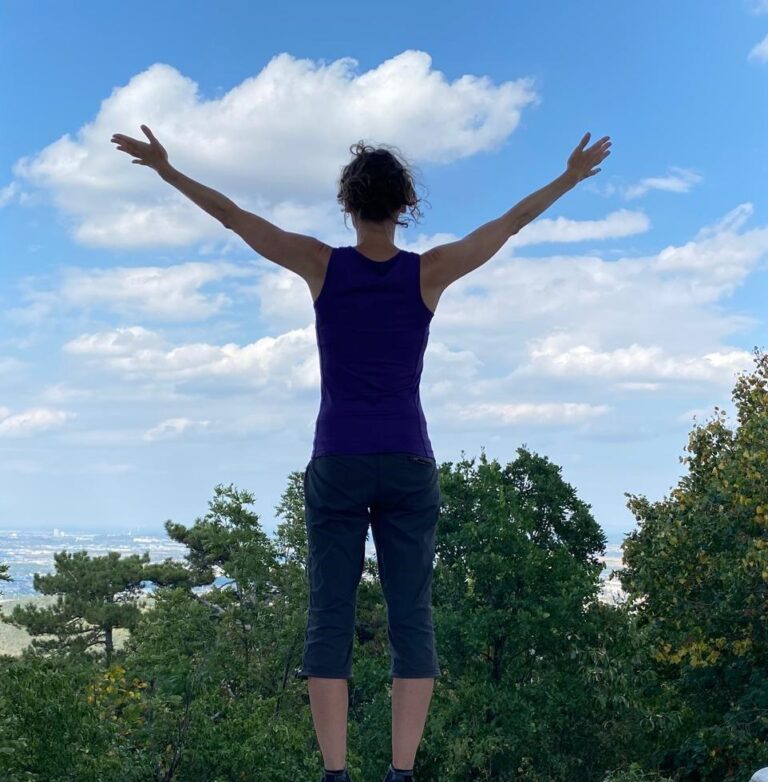 Stehend Hinten V HT G